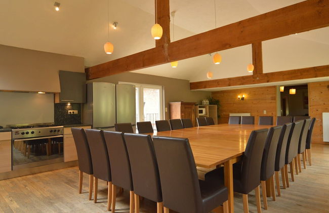 Lovely House With Much Luxury and Comfort - Photo 51