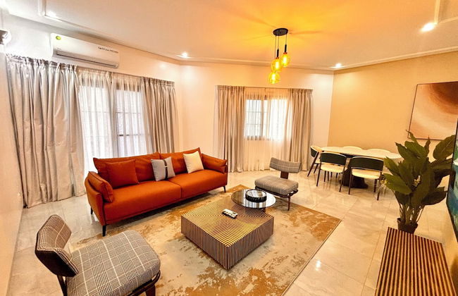 Lighthouse Signature Suites - Photo 66