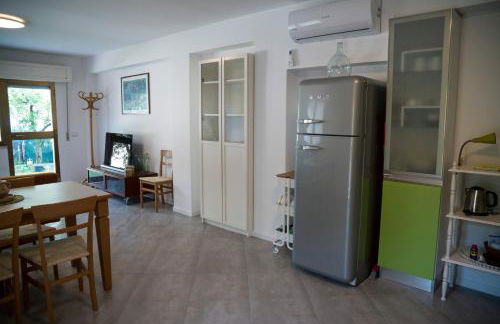 N228 - Numana, quadrilocale ristrutturato con giardino - Foto 7