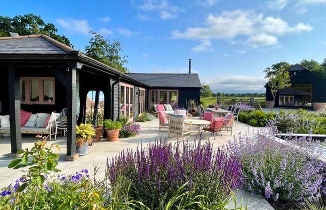 Luxury Countryside Haven for 10 - Photo 32