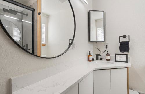 Riverfront w Cedar Hottub, Sauna, Movie Theatre - Photo 70