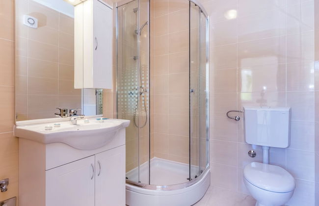 Charming Home With Swimming Pool and Beautiful Covered Terrace - Foto 9