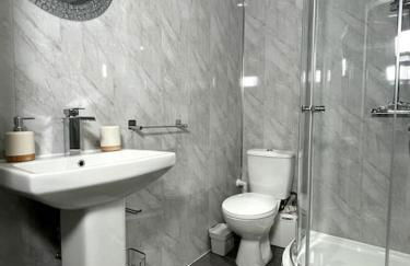 Modern and spacious house with Hot Tub - Foto 11