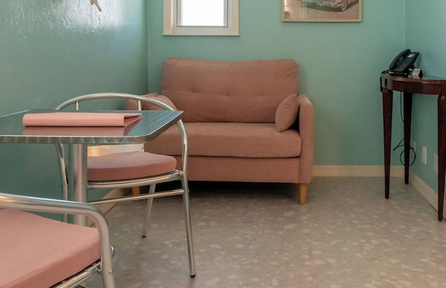 Flamingo Inn - Photo 38