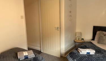 1 Bed Flat - Sleeps 3 - Parking - Pet Friendly - Foto 5