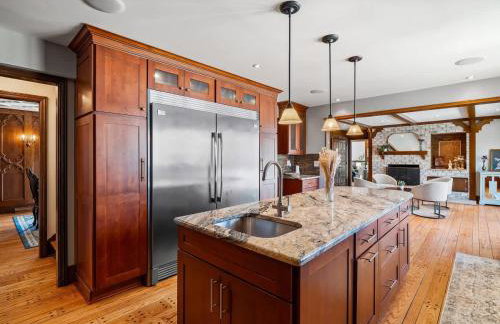 Unique Estate 5 Bedrooms Fire Pit Sleeps 10 - Foto 24