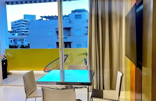 LaHola Glam Suites - Photo 8