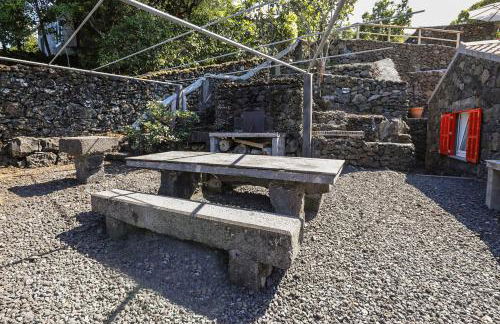 Adega Baía Azul - The essence of Pico - Photo 6