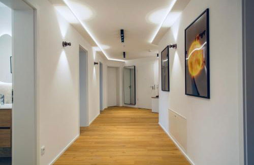 Exklusives Penthouse mit Whirlpool, Panoramaterrasse, Kino & Tischfußball für bis zu 8 Personen - Foto 21