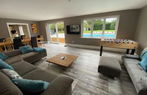 Luxury house with pool and hot tub - sleeps 16 - Foto 12