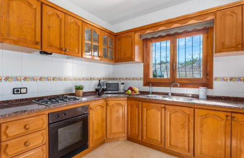 Villa Cruz - PlusHolidays - Photo 23