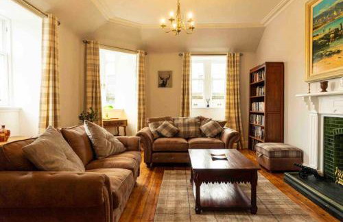 Spacious city centre apartment full of character - Foto 15