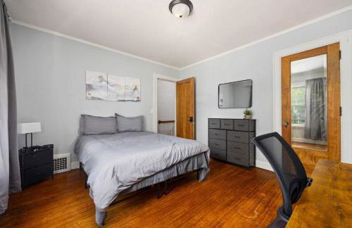 Comfortable Private Room | Shared Bath & Kitchen - Foto 38