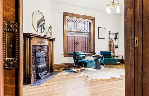 Chic Victorian Manor - Sleeps 12 - Congress Park - Foto 6