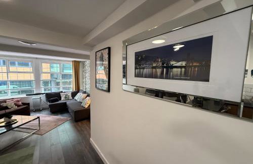 61 Moorfields city centre apartment sleeps 10 - Photo 28