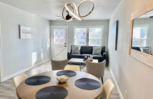 Vintage Vibes Modern Comfort 2BR for 6 Guests - Foto 23