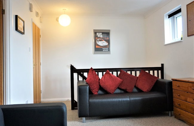 The Worthys - Foto 29