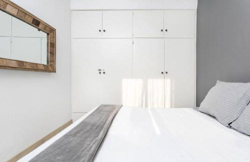 Click&Flat Rizal - Foto 19