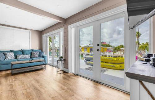 Reel Deal - Waterfront Pool Home, 76' Dock - Foto 12