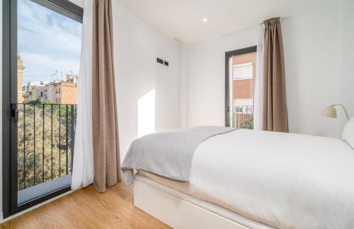 Limehome Barcelona Plaça Pirineus - Photo 18