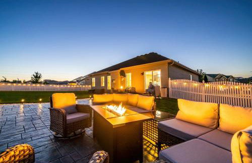 Spacious Country Farmhouse Retreat, Sleeps 16, Pool, Movie Room - Foto 78