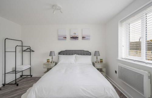 2 Luxurious Apartments with Free Parking near Chelmsford City - Foto 47