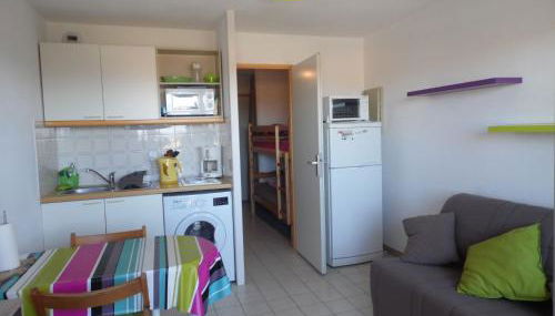 LES CAPITELLES 276 - Studio cabine - Piscine - Clim - plage à 50 m Ref Noga - Photo 3, stove