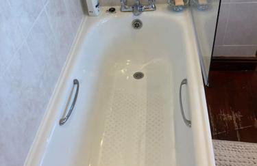 Bryntirion Farmhouse Rooms (with bathroom) - Foto 16