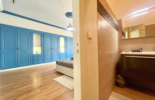 Bourgeois House - 16 personnes, Piscine, 6 chambres, 8 lits, 4 SDB, Centre-ville, CLIM - Foto 57