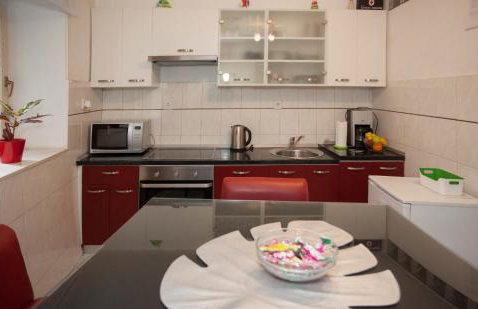 Tarino Apartment - Photo 10