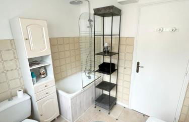 Charmante maison Terrasse Vue sur le port - Photo 19