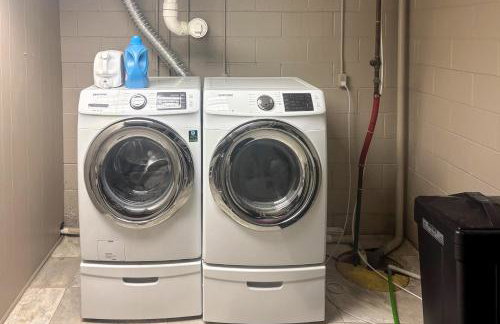 Pet Friendly Private Pool and Home Theater - Foto 33