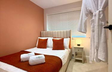 Winter Getaway - Luxury Bungalow w Games Room - Photo 19