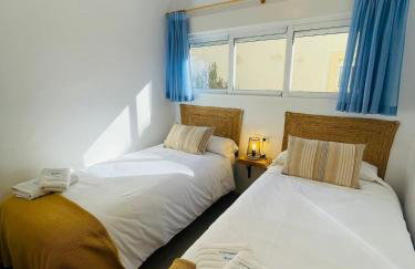 AP-10 XimoApartments a Primera Linea de Playa - Foto 11