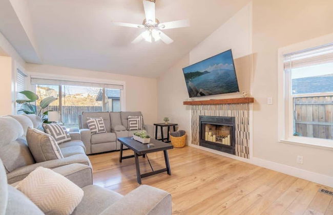 Modern 3-bedroom Escape in Northwest Reno - Photo 1