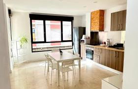 Soho Boho Apartments - with sunny rooftop terrace and fiber optic internet - Photo 14