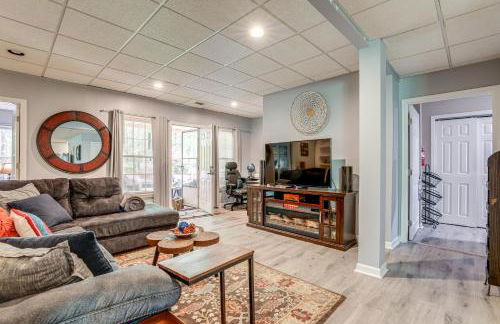 Spacious Yard and BBQ Chic Escape in Lawrenceville! - Foto 4