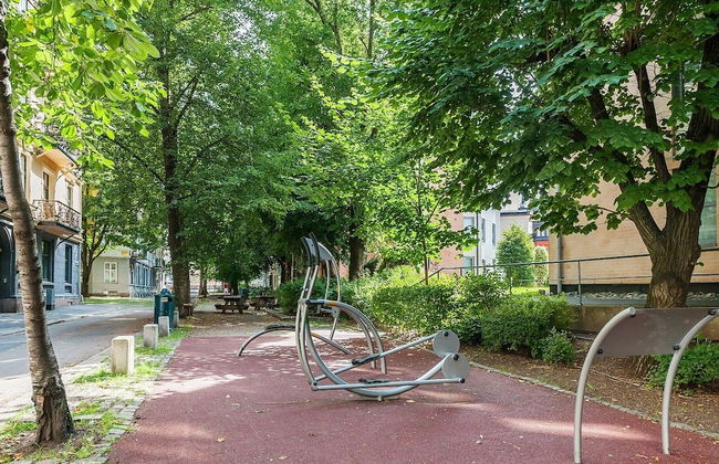 1 Bedroom Short walk to main street - Foto 15