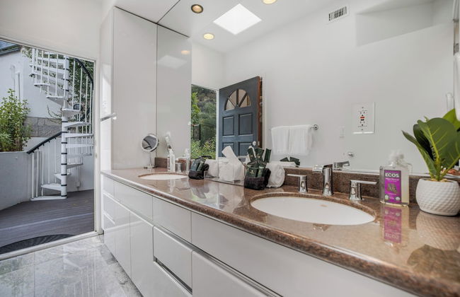 Franklin Mediterranean Villa - Photo 18