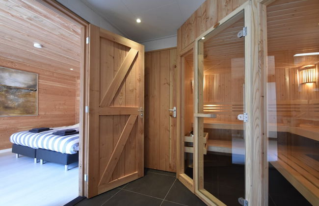 Luxuriously Restored Farmhouse With Trendy Interior Close to sea and Forest - Foto 17