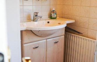 Gemütliches Haus mit großem traumhaften Garten - Foto 12