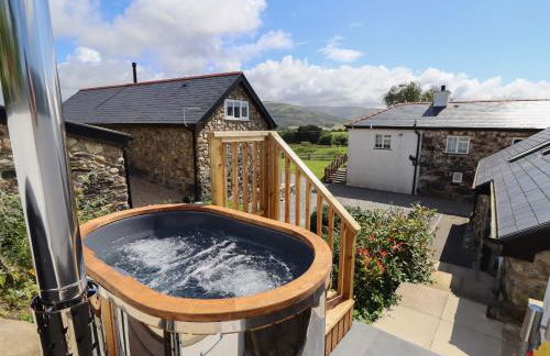 Bryn Eglwys Barn - Foto 2