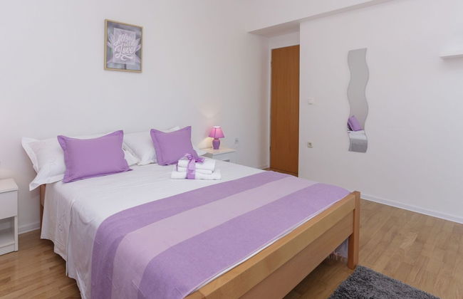 Apartment in Katel Gomilica Near Beach - Foto 5