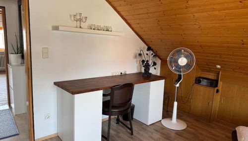 Möblierte 2-Zimmer-Dachwohnung - Foto 3