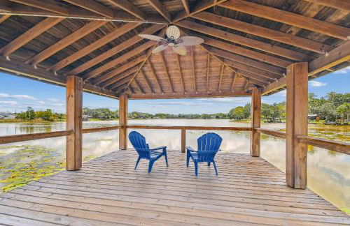 Lake House Westchase area. Heated Pool Waterfront! - Foto 3