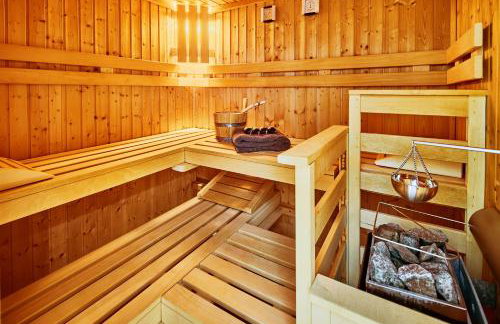 Natur-Design "Platzhirsch Sauerland" - Sauna, Kamin, Balkon, Garten, Hütte, Grill - Foto 7