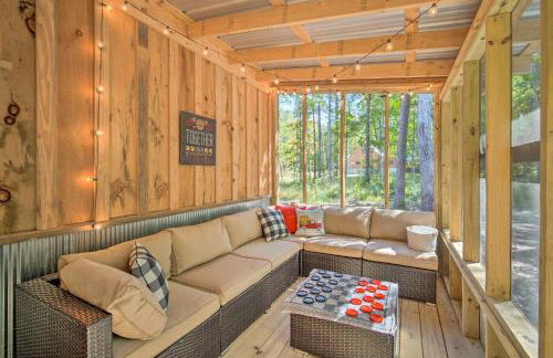 Stunning Cabin Getaway with Private Hot Tub! - Foto 21