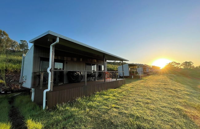 High Valley Dawn Permaculture Farm - Foto 1