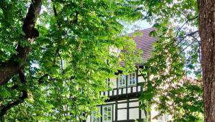 Ferienwohnung In Erfurt mit 2 Schlafzimmern, Wohnzimmer, Balkon, Parkplatz - Erdgeschoss - Foto 5