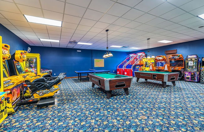 Contemporary 4 Bed 3 Bath Town Home With Upgrades, Private Pool i Close to Disney, Shopping - Foto 14